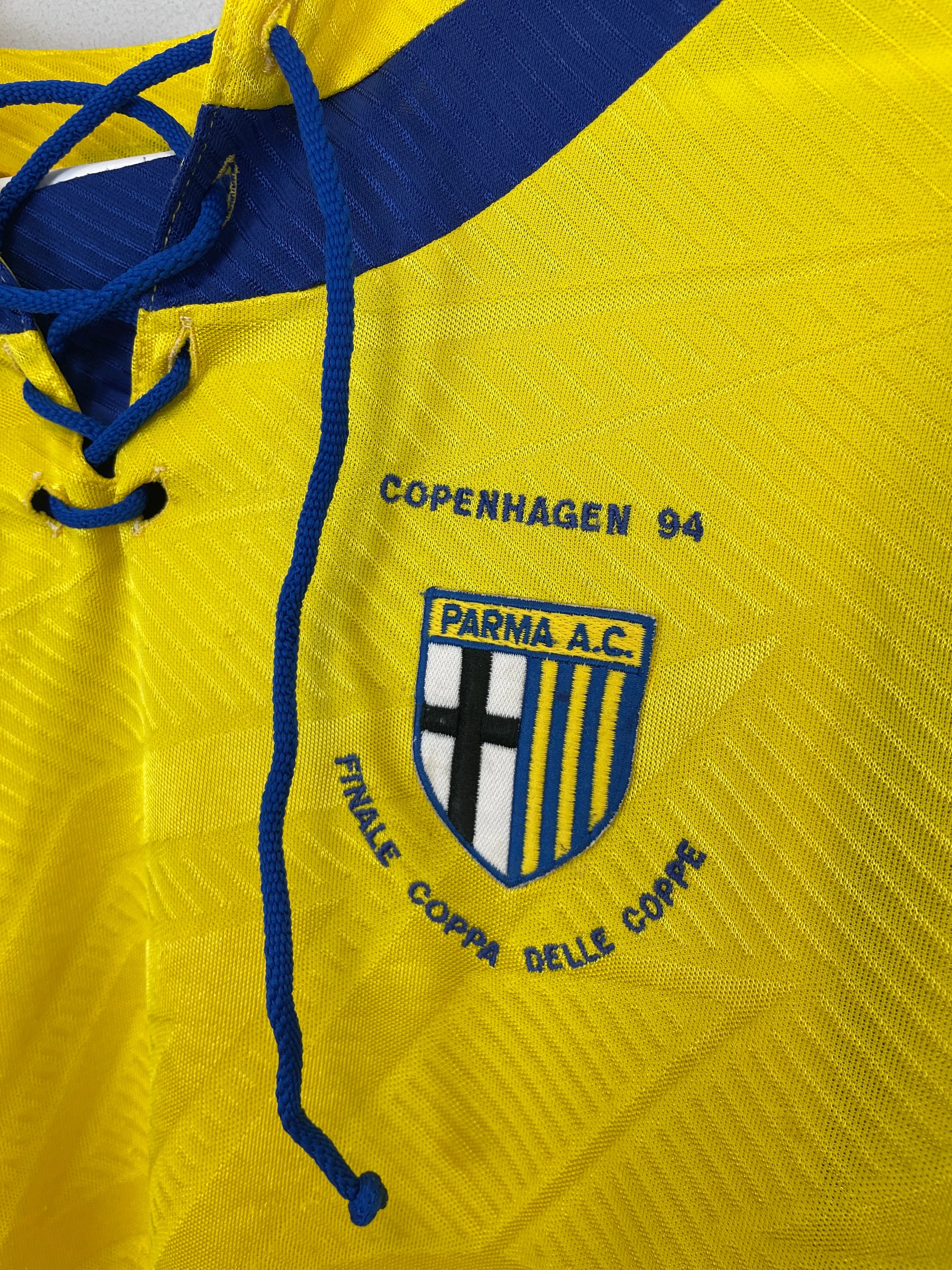 1993/94 PARMA *CUP WINNERS CUP FINAL* HOME SHIRT (XL) UMBRO