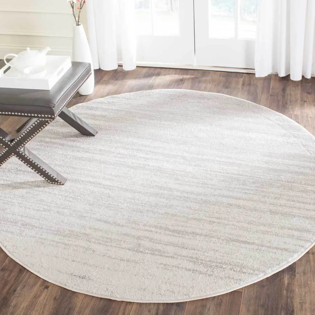 Adirondack Gradient Ivory/Silver Round Rug