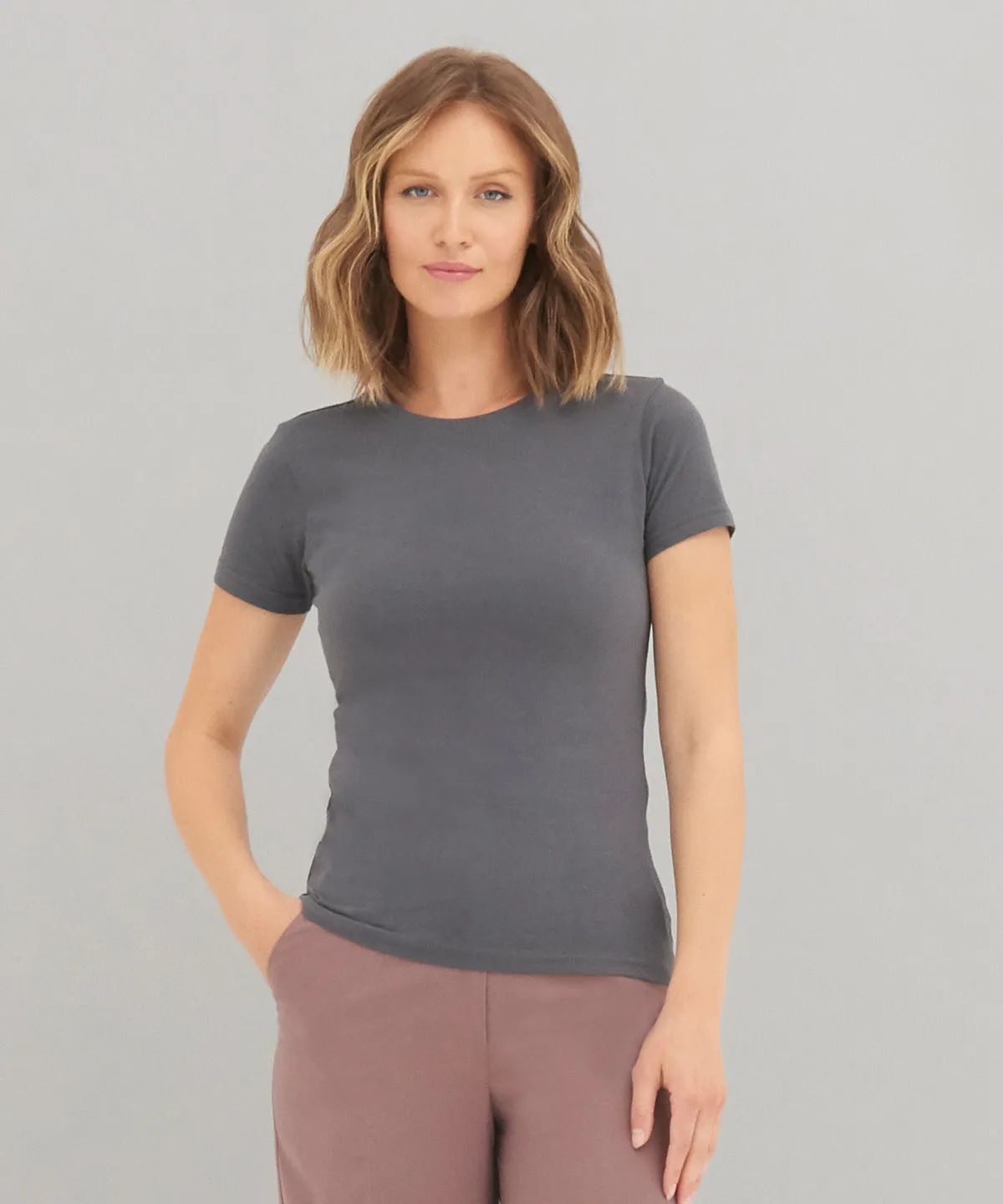 Jet Black - Women's Cascade organic tee